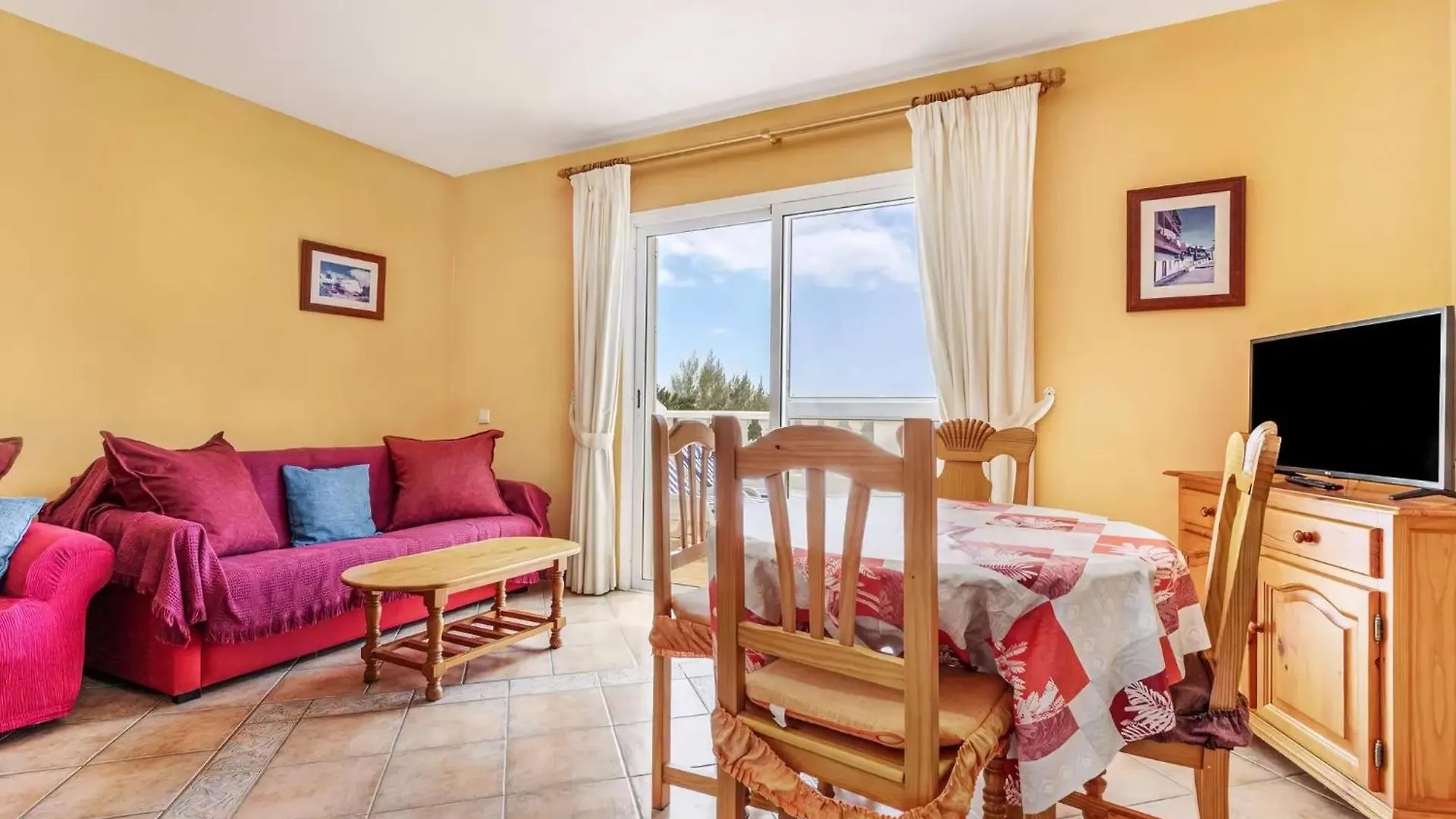 Ferienwohnung Mit Meerblick In Коста Калма
