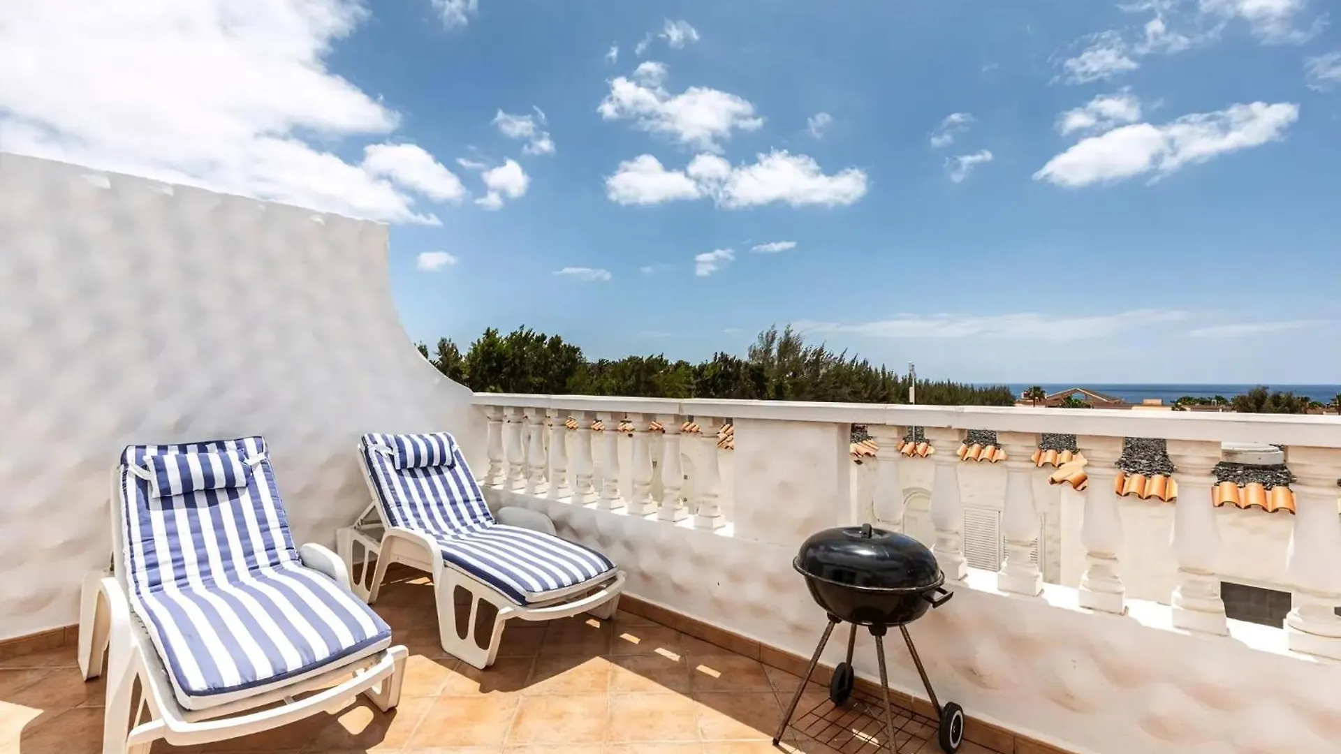 Ferienwohnung Mit Meerblick In Коста Калма Испания